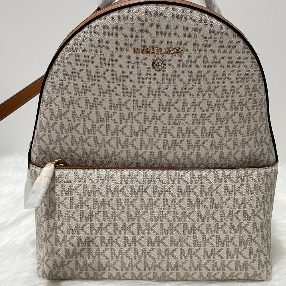 Michael Kors Valerie Back pack/ Vanilla Monogram Medium